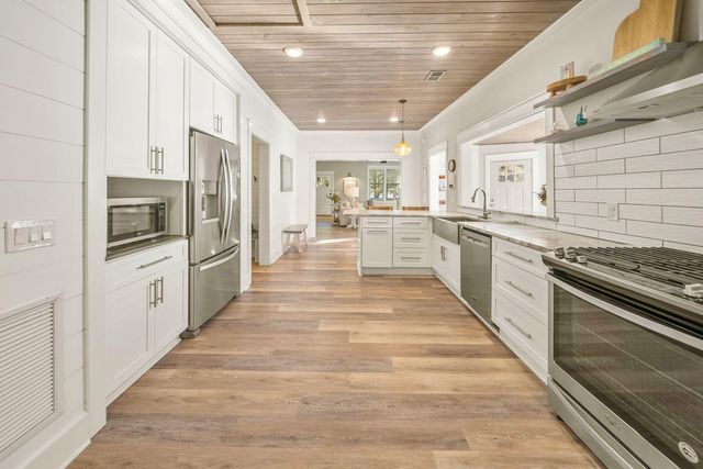 64 Banfill Street, Santa Rosa Beach, FL 32459