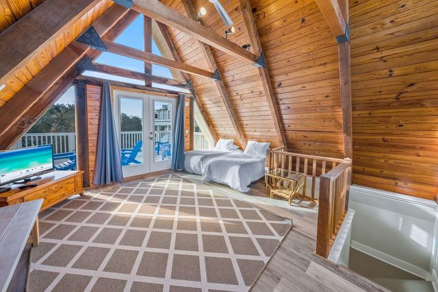 64 Banfill Street, Santa Rosa Beach, FL 32459