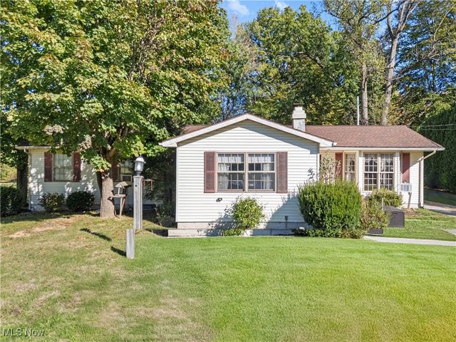 6969 Georgetown Street NE, East Canton, OH 44730