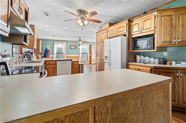 6969 Georgetown Street NE, East Canton, OH 44730