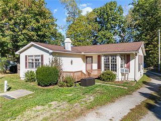 6969 Georgetown Street NE, East Canton, OH 44730