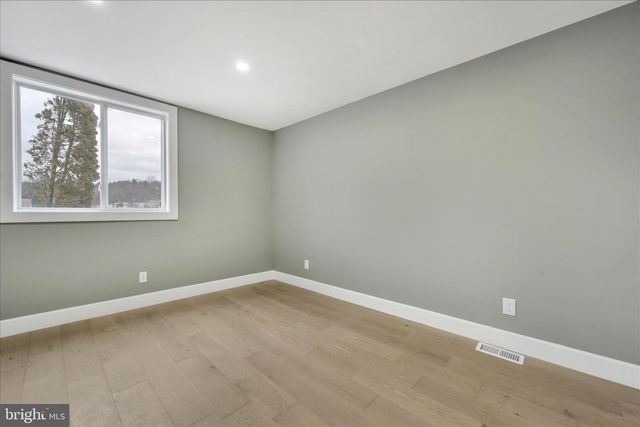 442 LEWIS ST, Minersville, PA 17954