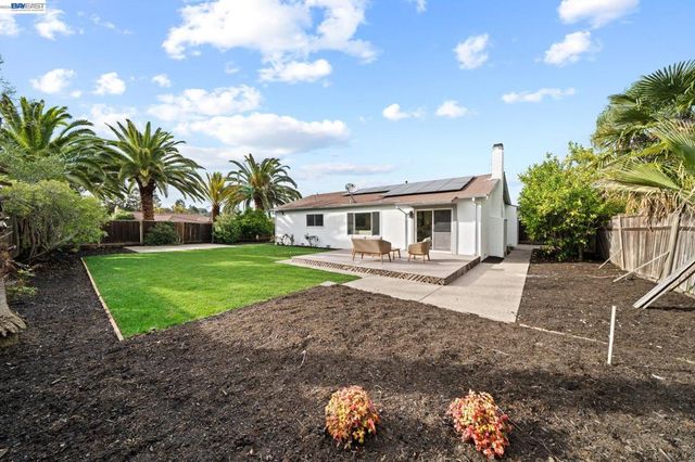 1602 1602 Endriss Dr, Martinez, CA 94553