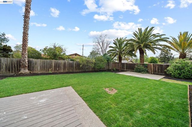 1602 1602 Endriss Dr, Martinez, CA 94553