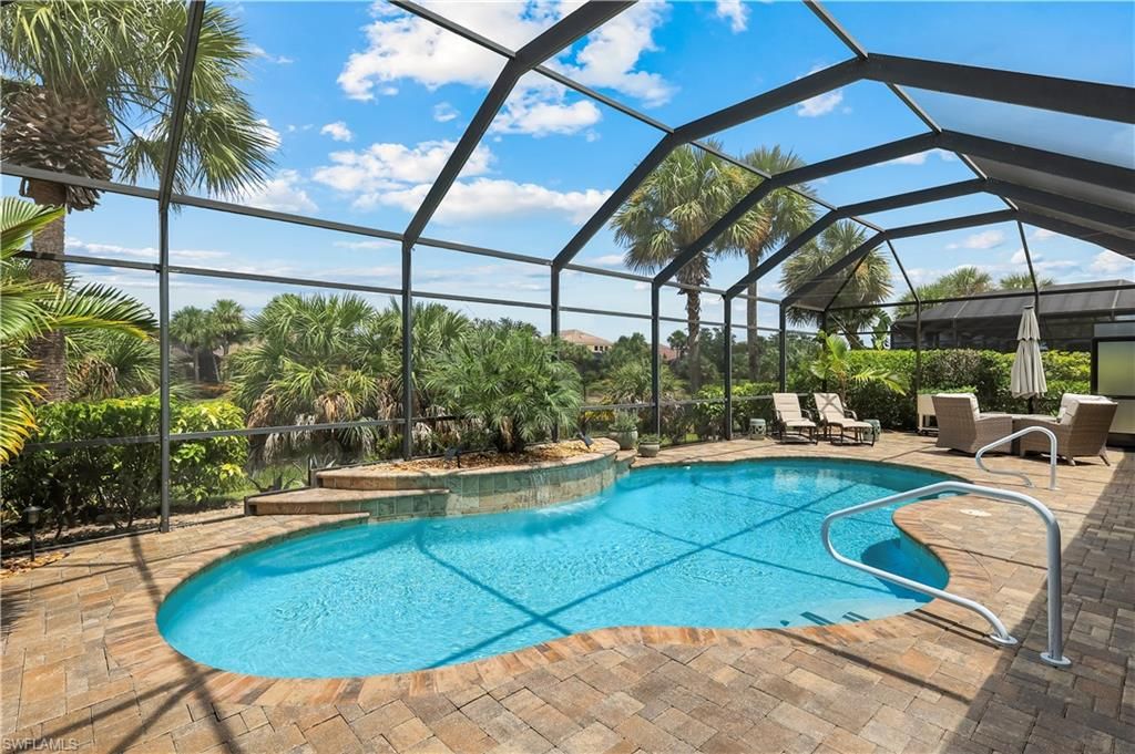 8223 Potomac LN, NAPLES, FL 34104 — photo 2