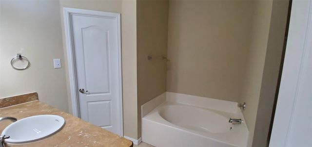 204 Trenton Drive, Wylie, TX 75098