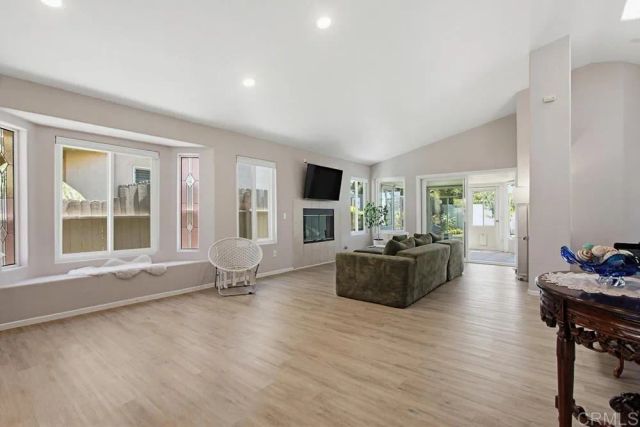 1738 Corte Viejo, Oceanside, CA 92056