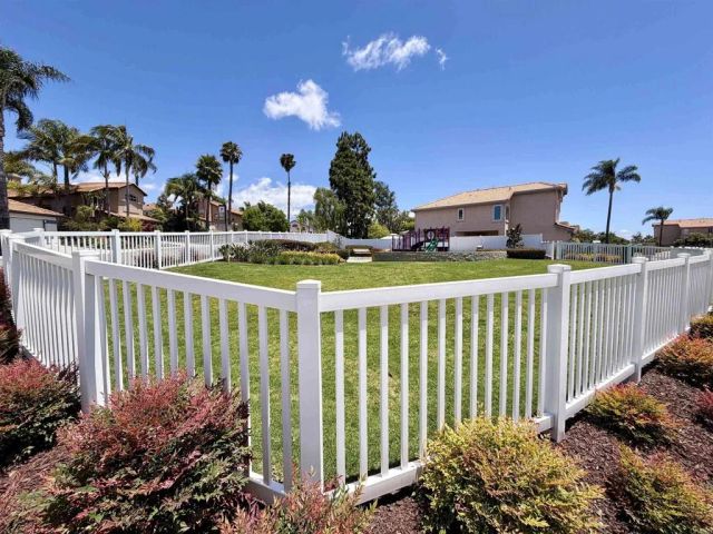 1738 Corte Viejo, Oceanside, CA 92056