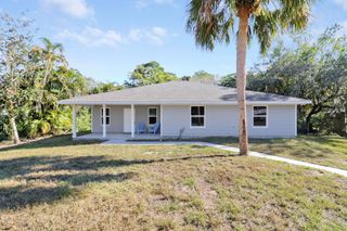 5412 Davis Street, Fort Pierce, FL 34982