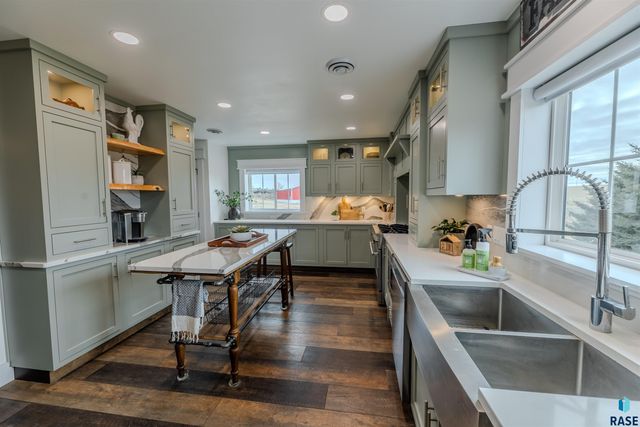 898 60th Ave Avenue, Beaver Creek, MN 56116