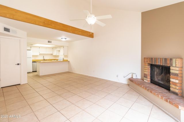 2123 E KIRKLAND Lane 4, Tempe, AZ 85281