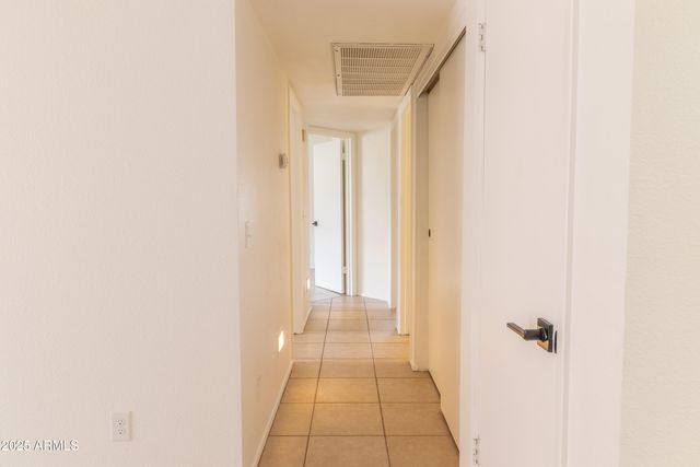 2123 E KIRKLAND Lane 4, Tempe, AZ 85281