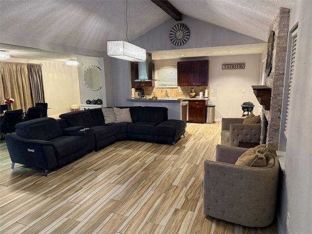 12219 Monticeto Lane, Meadows Place, TX 77477