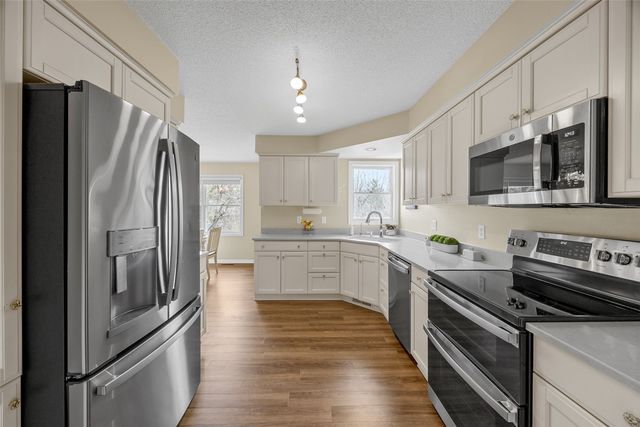 1926 Meadow Ridge Lane, Iowa City, IA 52245