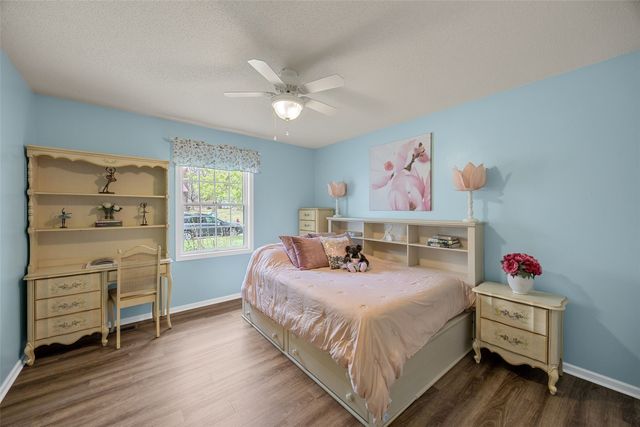 1926 Meadow Ridge Lane, Iowa City, IA 52245