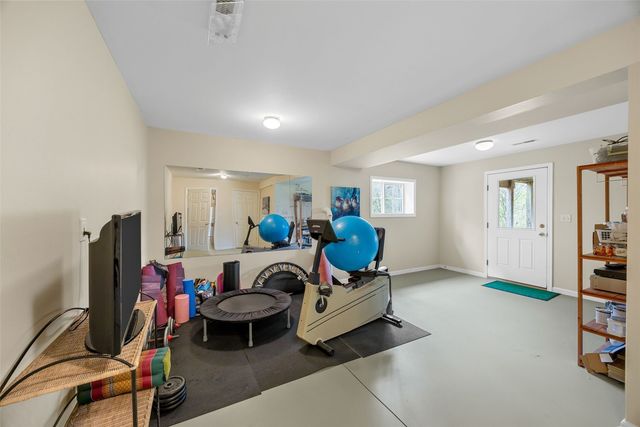 1926 Meadow Ridge Lane, Iowa City, IA 52245