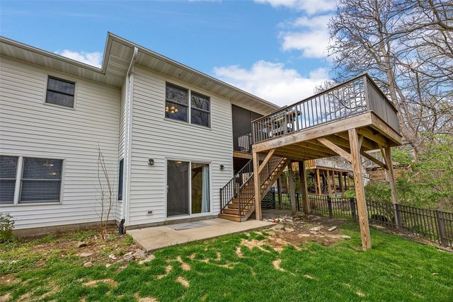 1926 Meadow Ridge Lane, Iowa City, IA 52245
