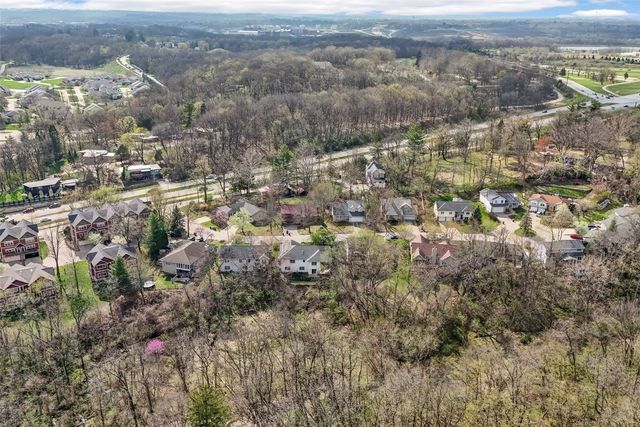 1926 Meadow Ridge Lane, Iowa City, IA 52245