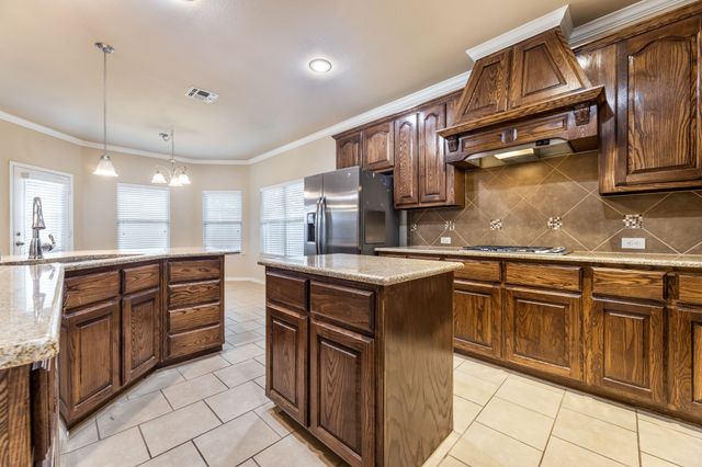 912 Boerne Street, Mckinney, TX 75072