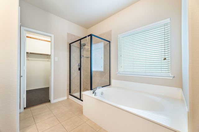 912 Boerne Street, Mckinney, TX 75072