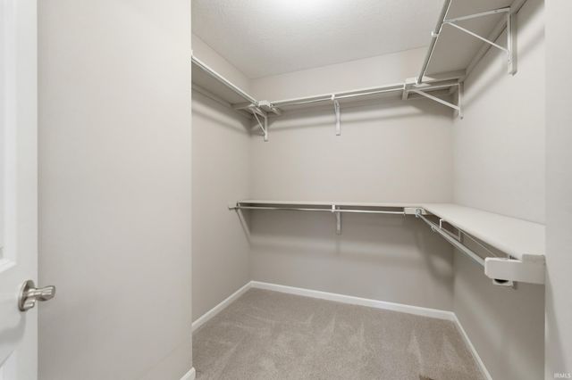 2130 Caesar Trail, Fort Wayne, IN 46818