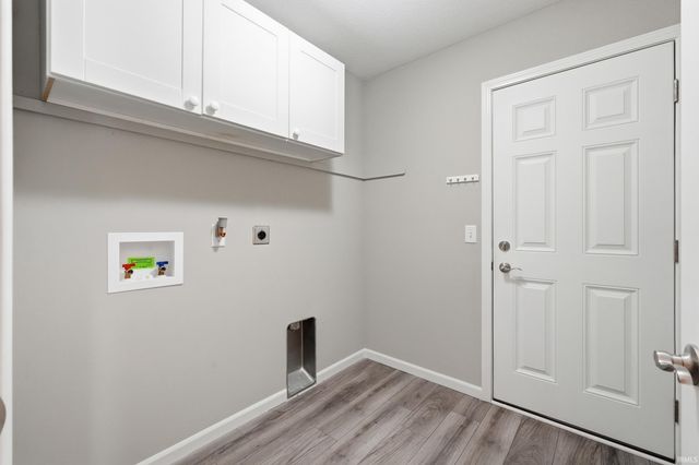 2130 Caesar Trail, Fort Wayne, IN 46818
