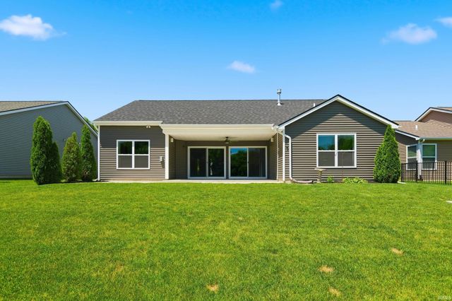2130 Caesar Trail, Fort Wayne, IN 46818
