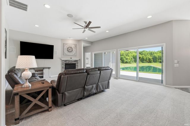 2130 Caesar Trail, Fort Wayne, IN 46818