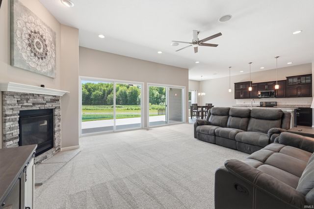 2130 Caesar Trail, Fort Wayne, IN 46818