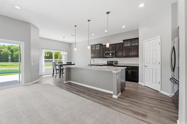 2130 Caesar Trail, Fort Wayne, IN 46818