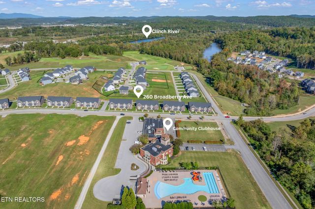 260 Broadberry Ave, Oak Ridge, TN 37830