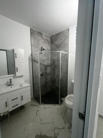 1 CANARIAS, San Juan, PR 00920