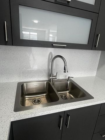 1 CANARIAS, San Juan, PR 00920