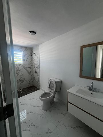 1 CANARIAS, San Juan, PR 00920