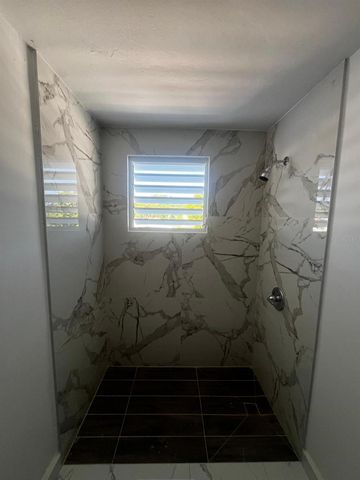 1 CANARIAS, San Juan, PR 00920