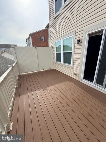 5652 BARNSTORMERS LN, Waldorf, MD 20602
