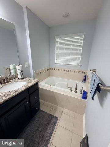 5652 BARNSTORMERS LN, Waldorf, MD 20602