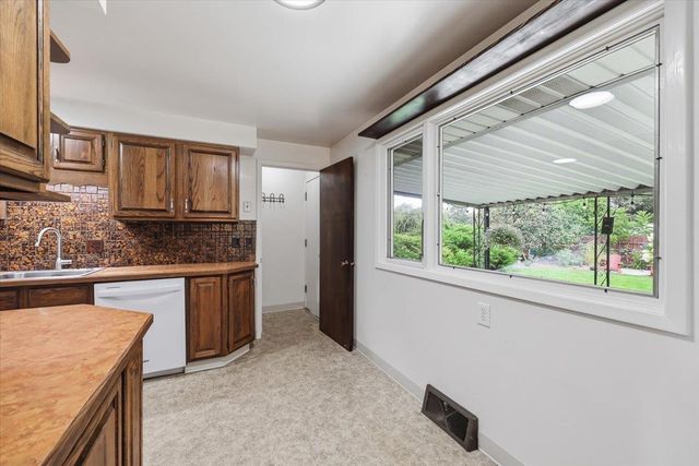 521 S Union Rd, Spokane, WA 99206