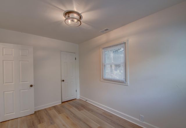 825 E 14th Avenue, Gary, IN 46407