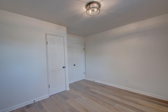 825 E 14th Avenue, Gary, IN 46407