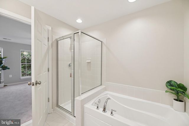 6103 ASTER HAVEN CIR, Haymarket, VA 20169