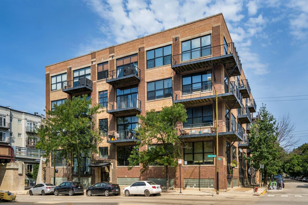 1751 N WESTERN Avenue 303, Chicago, IL 60647
