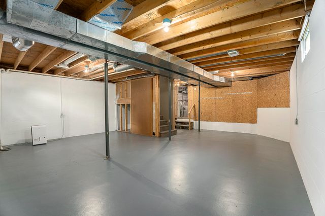 916 Yeomans Street, Ionia, MI 48846