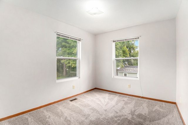 916 Yeomans Street, Ionia, MI 48846