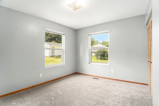 916 Yeomans Street, Ionia, MI 48846