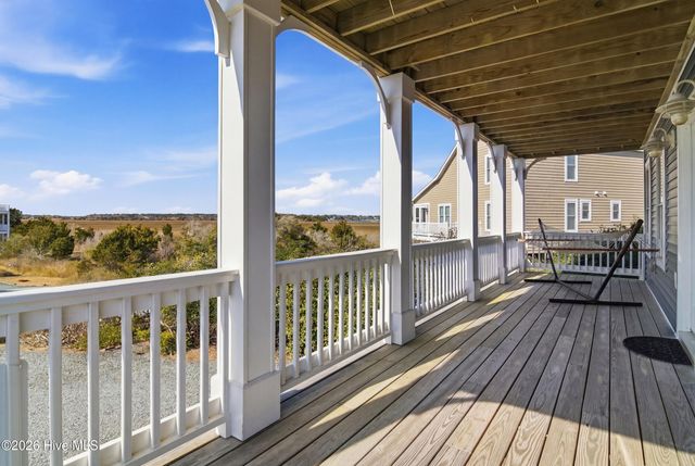 1254 Ocean Boulevard W, Supply, NC 28462