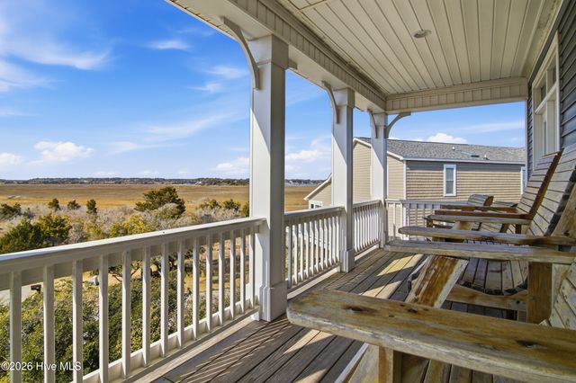 1254 Ocean Boulevard W, Supply, NC 28462