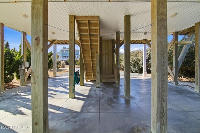 1254 Ocean Boulevard W, Supply, NC 28462