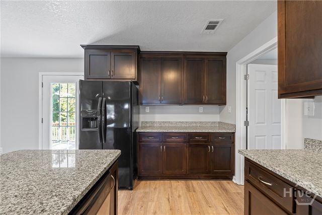 479 NORTH POINT CIR, Hartwell, GA 30643