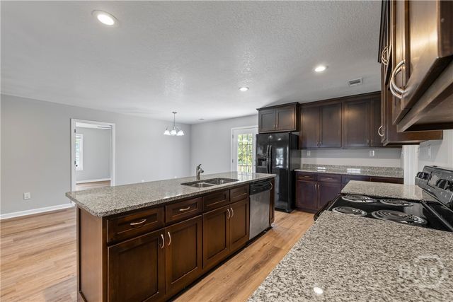 479 NORTH POINT CIR, Hartwell, GA 30643